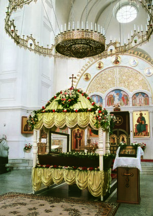 41.Временная сень над мощ. прп. Евфр. в Кресто-Воздв.соб.